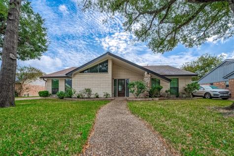 2918 Riata Lane Houston TX 77043
