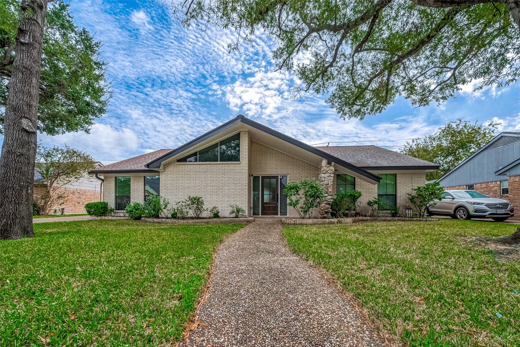 2918 Riata Lane Houston TX 77043