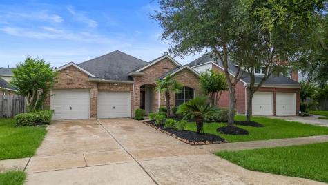 4016 Candle Cove Court Sugar Land TX 77479