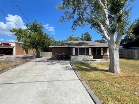 605 Tovrea Road Alvin TX 77511