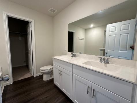 10707 Forbes Brook Drive Houston TX 77075