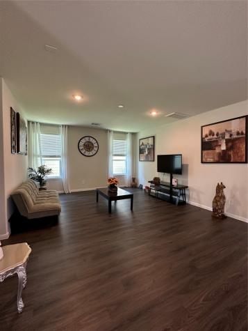 10707 Forbes Brook Drive Houston TX 77075