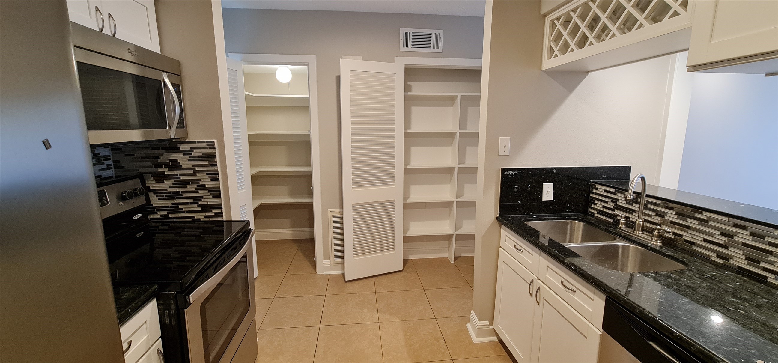 3300 Yorktown Street 19 Houston TX 77056
