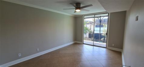 3300 Yorktown Street 19 Houston TX 77056