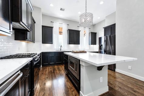 4235 Feagan Street Houston TX 77007