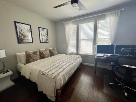 1636 Wrenwood Lakes Houston TX 77043