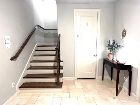 1636 Wrenwood Lakes Houston TX 77043