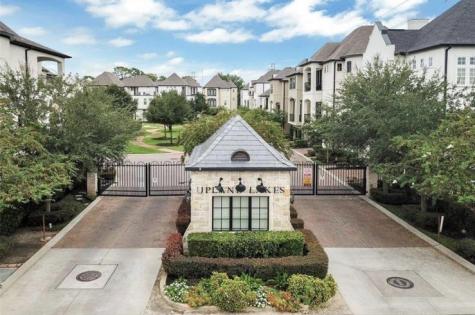 1636 Wrenwood Lakes Houston TX 77043