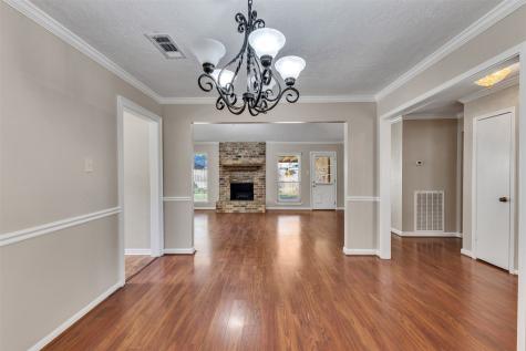 8318 Amurwood Drive Tomball TX 77375