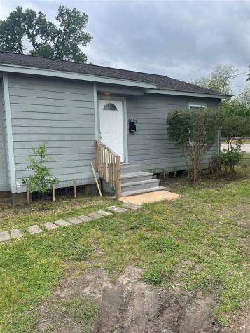 4826 Reed Road Houston TX 77033