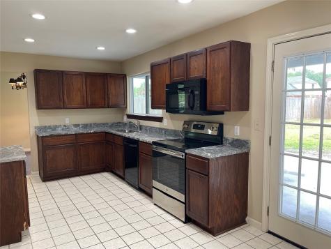 2528 Sawyer Drive Seabrook TX 77586