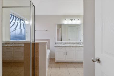 2818 Lockeridge Pines Drive Spring TX 77386