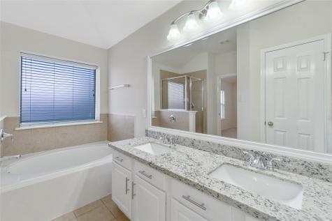 2818 Lockeridge Pines Drive Spring TX 77386