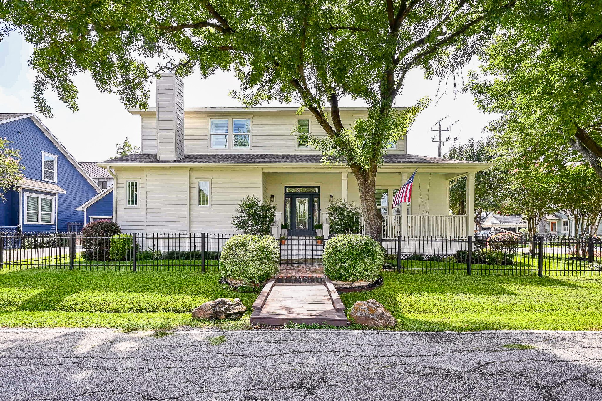 1502 Nicholson Street Houston TX 77008