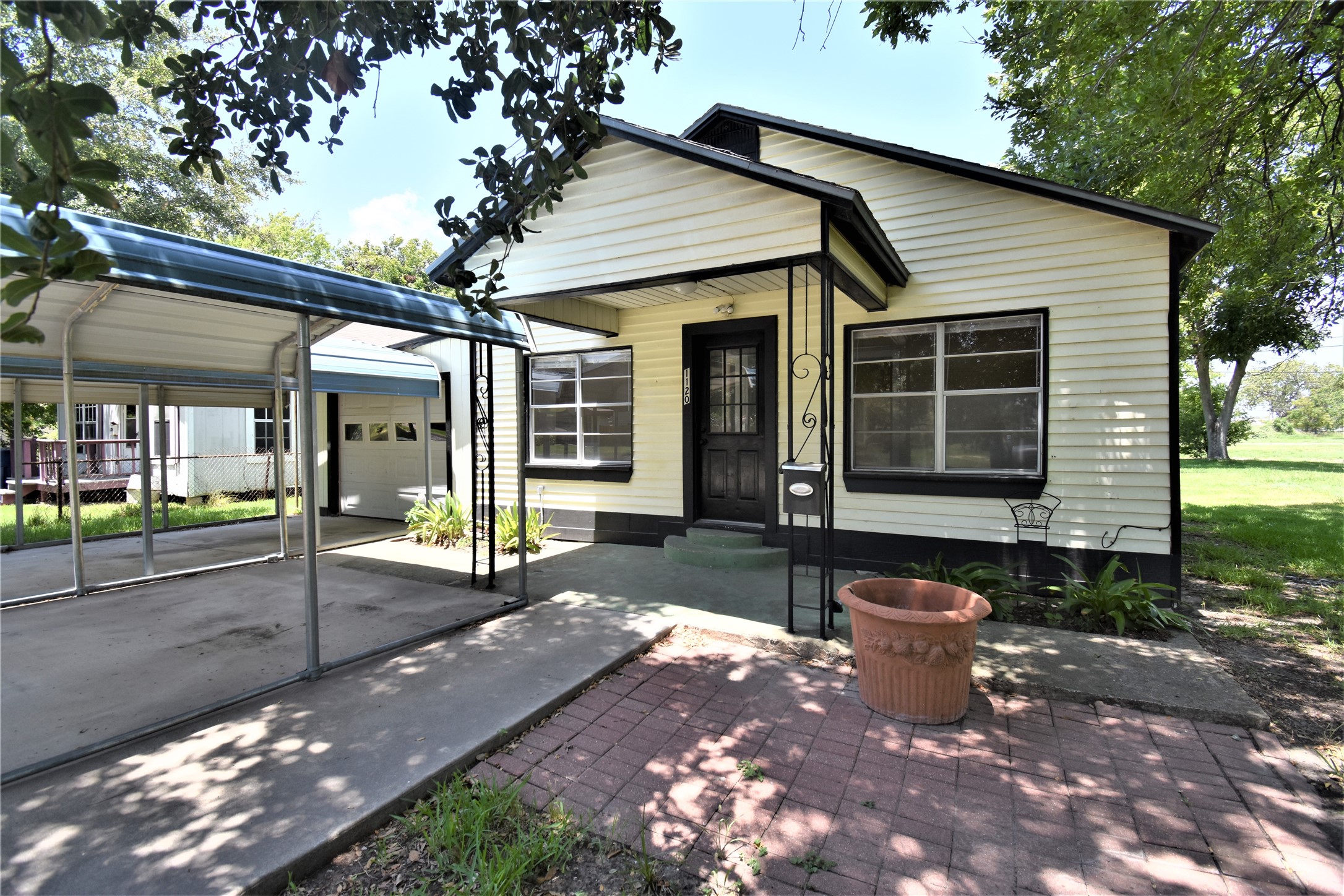 1120 2nd Avenue S Texas City TX 77590