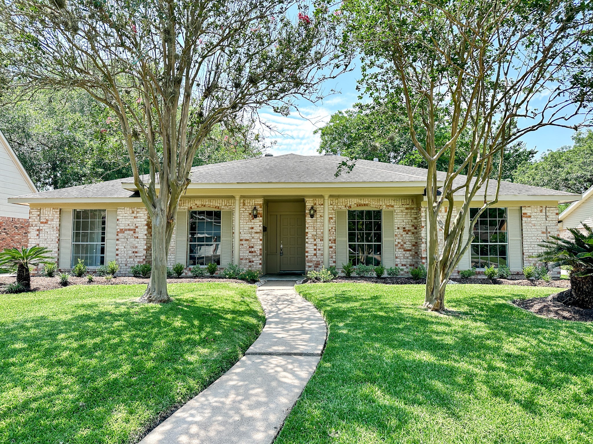 1611 Festival Drive Houston TX 77062