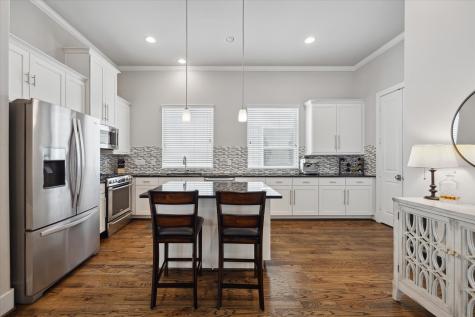 5623 Kansas Street C Houston TX 77007