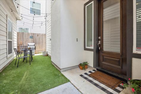 5623 Kansas Street C Houston TX 77007