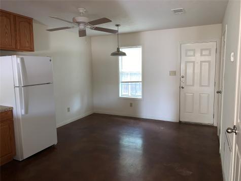 4504 College Main Street 114 Bryan TX 77801