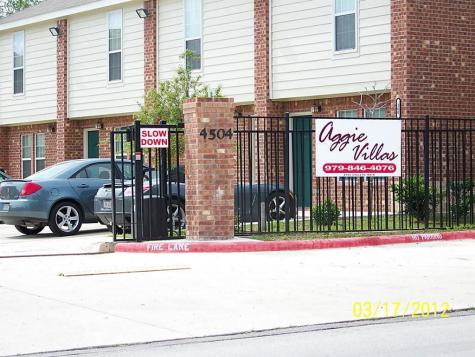 4504 College Main Street 114 Bryan TX 77801