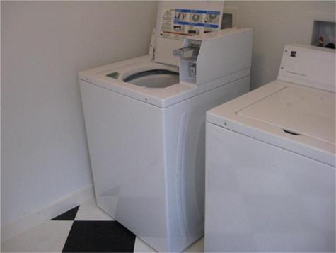 2520 Hopkins I Houston TX 77006