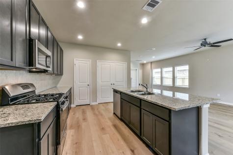 3842 Sugardale Street Baytown TX 77521