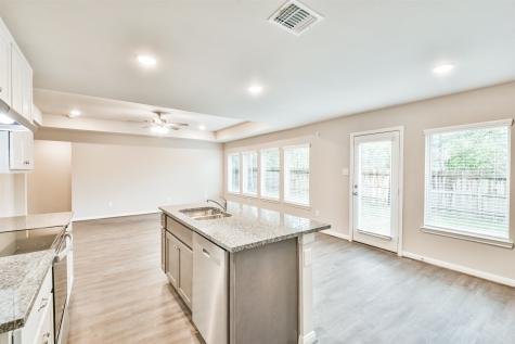 23 Gambrel Oak Place Spring TX 77380