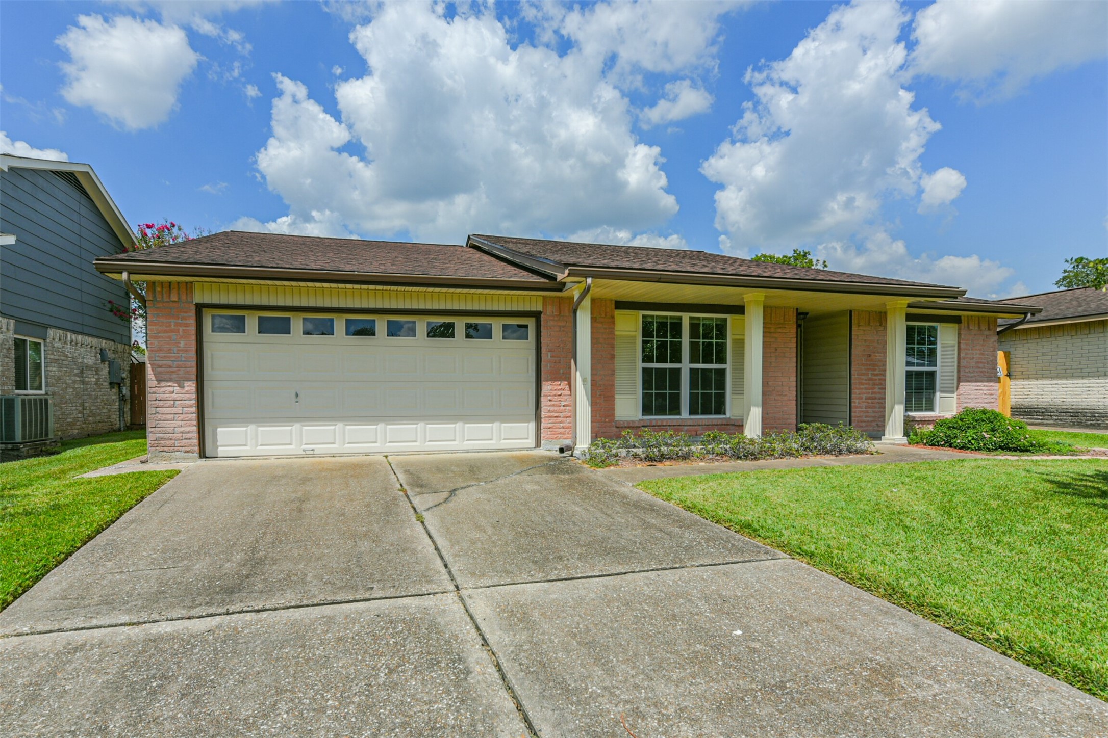 4318 Lucian Lane Friendswood TX 77546