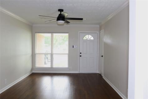 11210 Leitrim Way Houston TX 77047