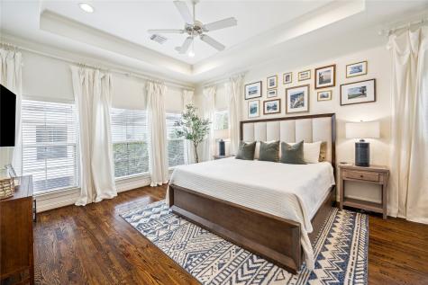 244 Detering Street Houston TX 77007