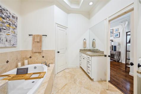 244 Detering Street Houston TX 77007