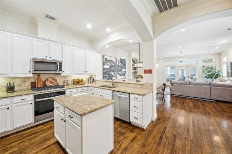 244 Detering Street Houston TX 77007