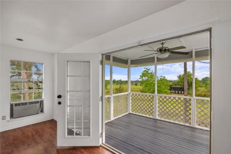 36622 Tompkins Road Hempstead TX 77445