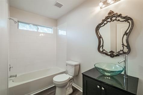 13747 Stabledon Drive Houston TX 77014