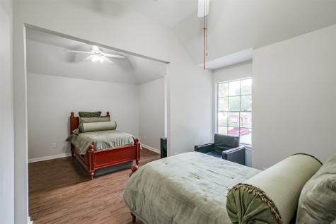 13747 Stabledon Drive Houston TX 77014