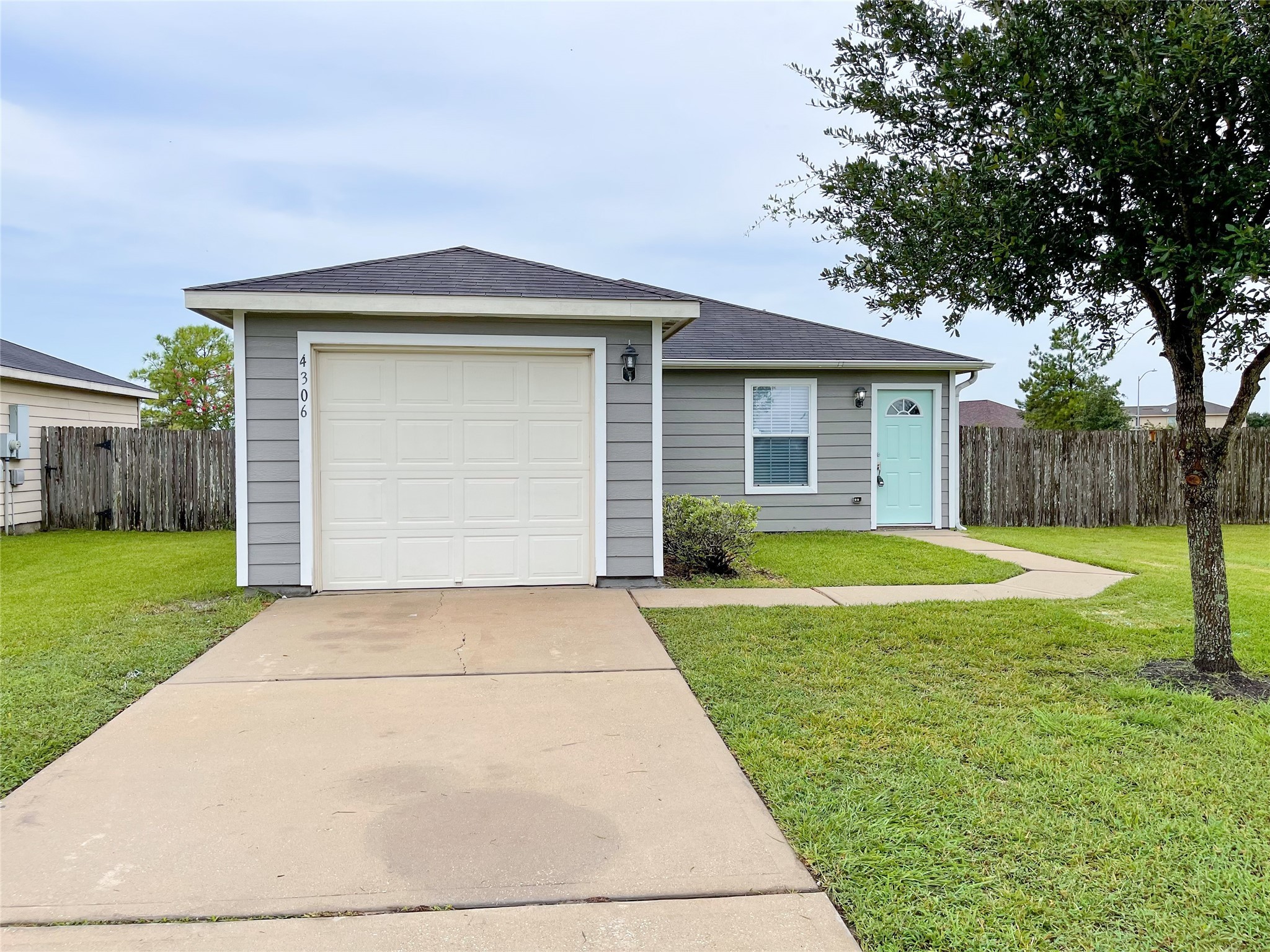 4306 Peppermint Hill Lane Richmond TX 77469