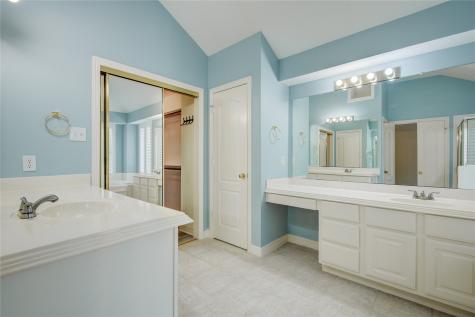18043 Somerset Knolls Houston TX 77094