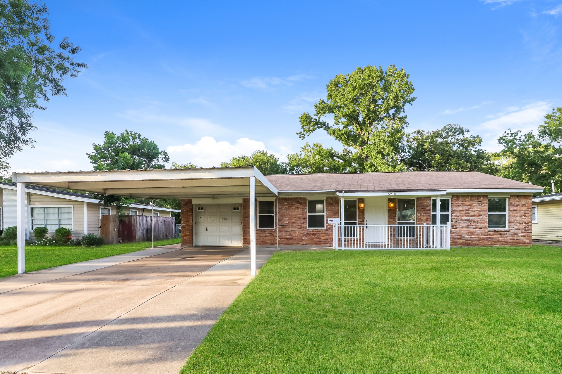 6910 Cole Creek Drive Houston TX 77092