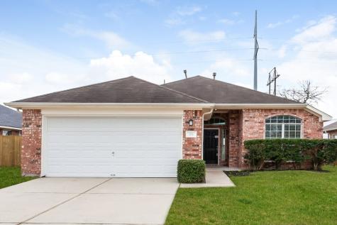 211 Seacrest Boulevard League City TX 77573