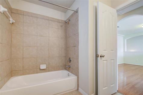 114 Northbay Court Dickinson TX 77539