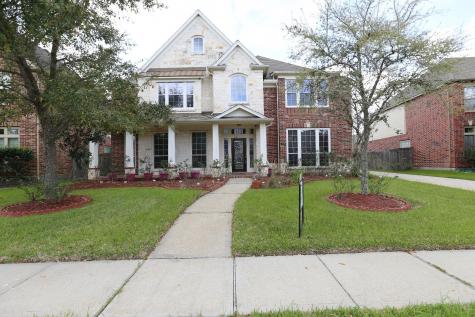 2710 Greenblade Court Pearland TX 77584