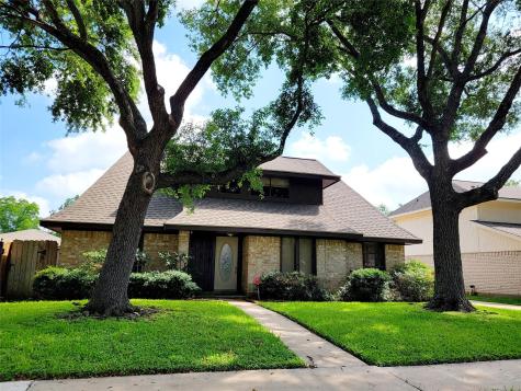 2919 Edgewood Drive Sugar Land TX 77479