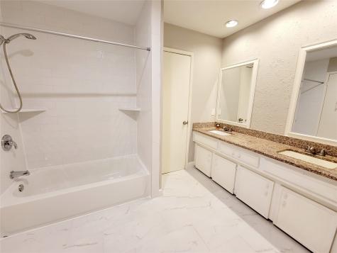 2919 Edgewood Drive Sugar Land TX 77479