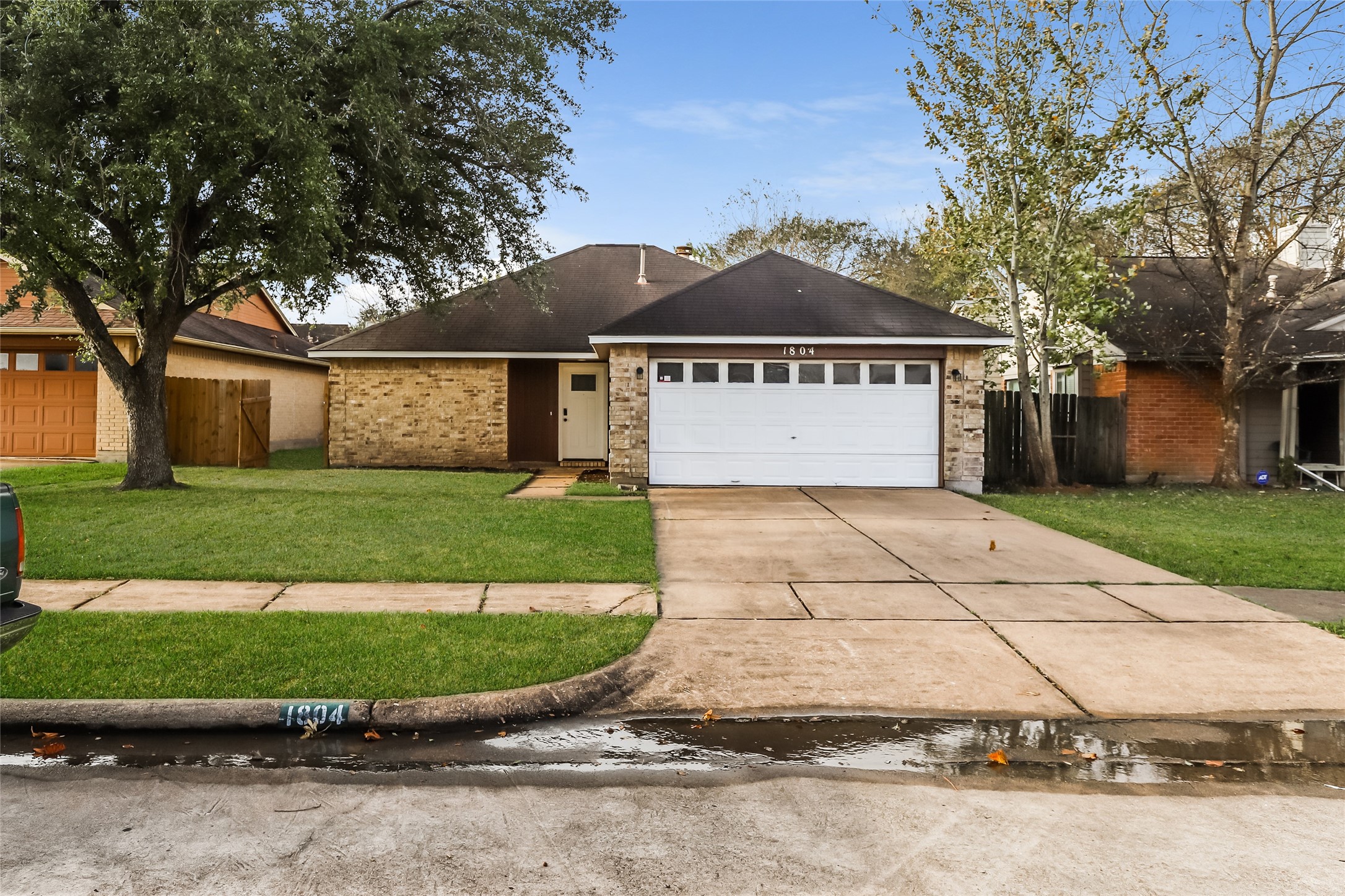 1804 Pinewood Park Drive Missouri City TX 77489