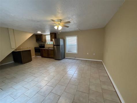3306 Avenue R 1/2 Rear Galveston TX 77550