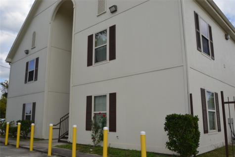 304 Dell Court 6 Houston TX 77009
