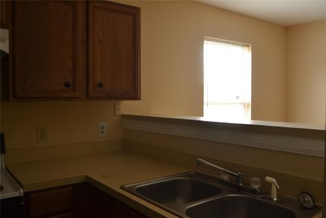 304 Dell Court 6 Houston TX 77009