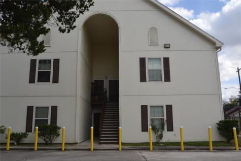 304 Dell Court 6 Houston TX 77009