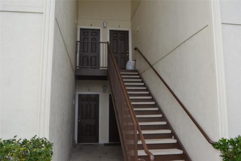 304 Dell Court 6 Houston TX 77009