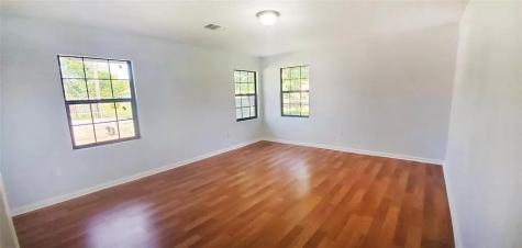 8222 Autumn Lane Houston TX 77016